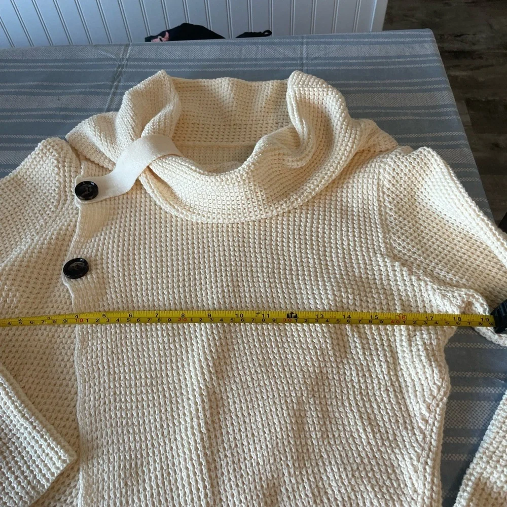 Cozy Cream Sweater - Picture 4 of 5